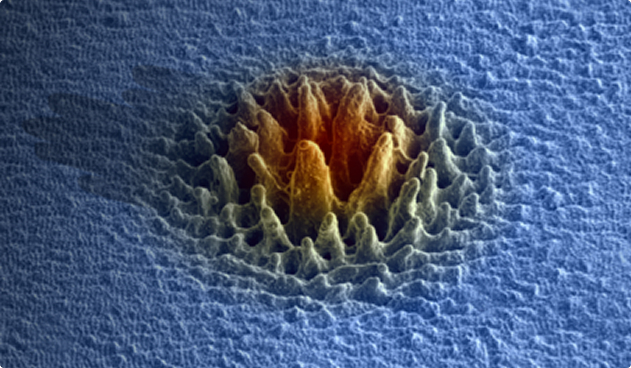 Stainless steel surface modified by femtosecond pulsed laser (N. Souza)